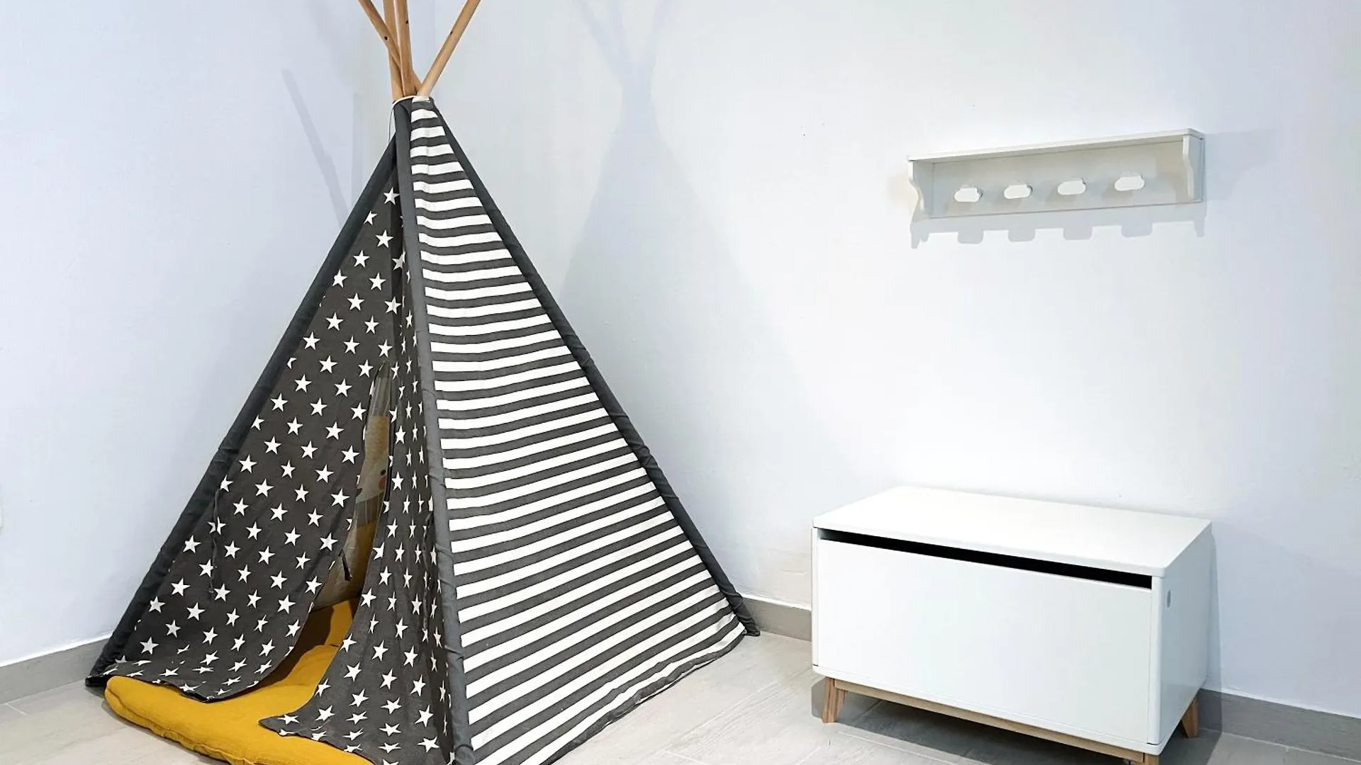La Pau - Appartement Catalan Moderne Et Familial L'Ametlla de Mar Apartment