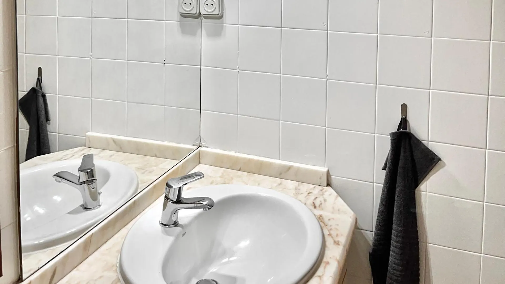 La Pau - Appartement Catalan Moderne Et Familial L'Ametlla de Mar Apartment